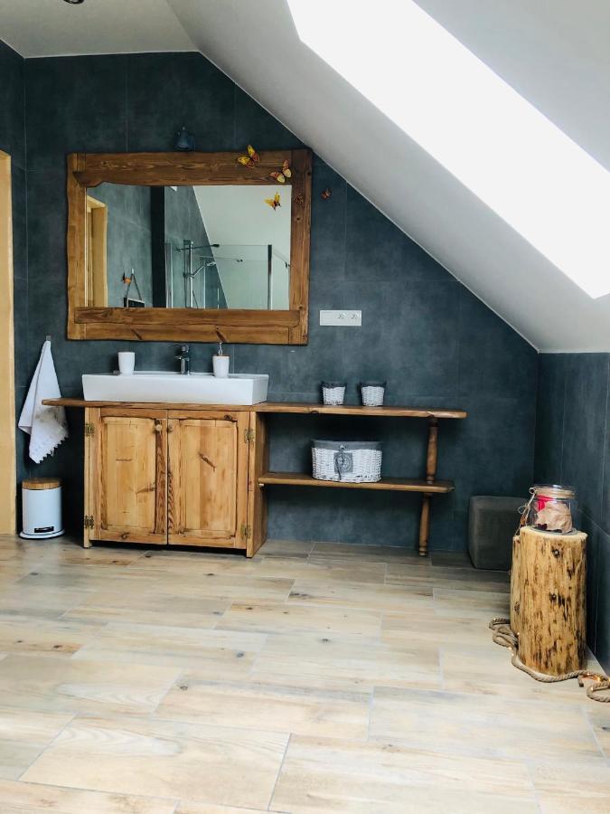 Nibylandia Motylkowa Villa Nowa Wies Grodziska Ngoại thất bức ảnh
